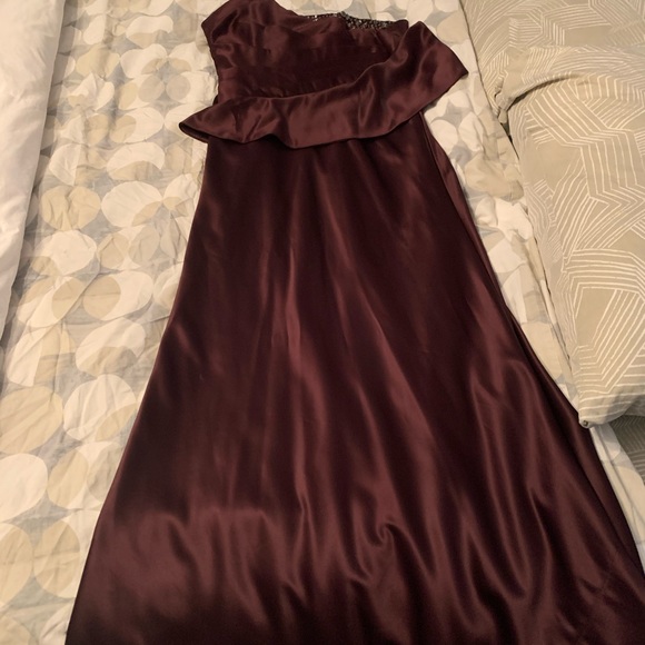 Laundry by shelli burgundy gown - Picture 5 of 7